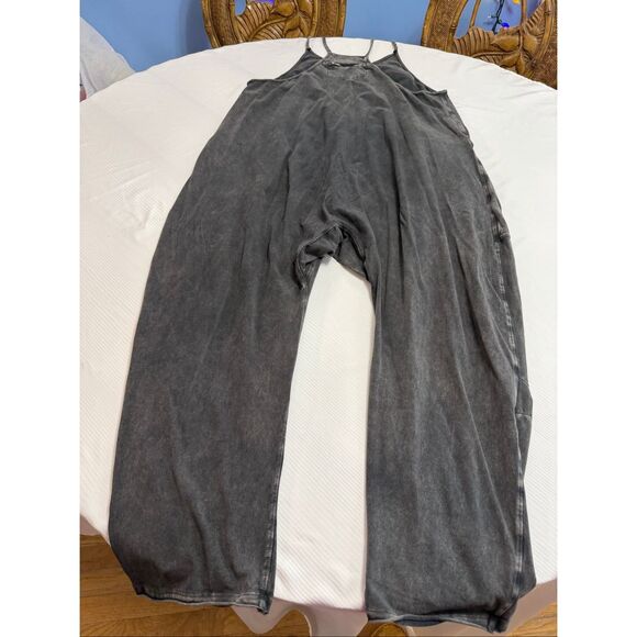 Free People FP Movement Jumpsuit Hot Shot One Piece Sz L Gray Wash Boho Slouchy - Picture 6 of 7